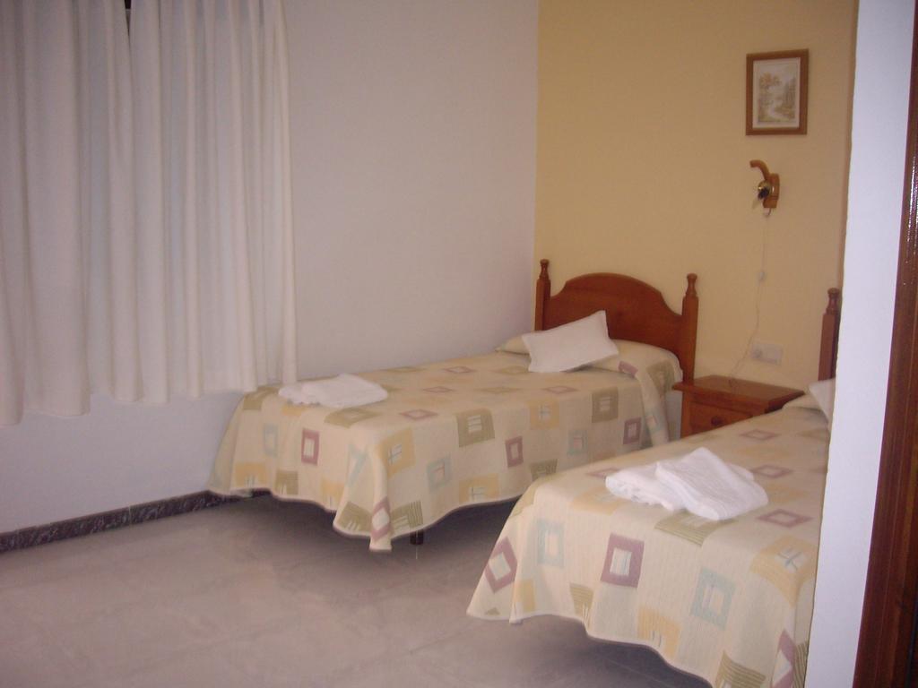Hostal Mini Golf Los Canos De Meca Rom bilde