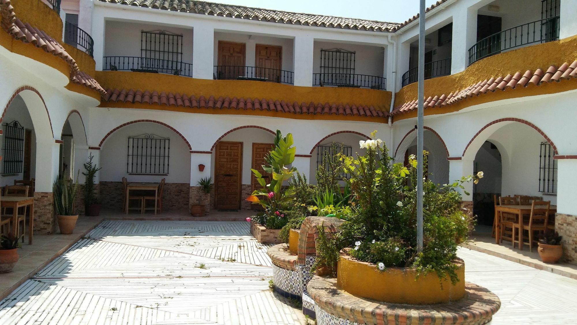 Hostal Mini Golf Los Canos De Meca Eksteriør bilde